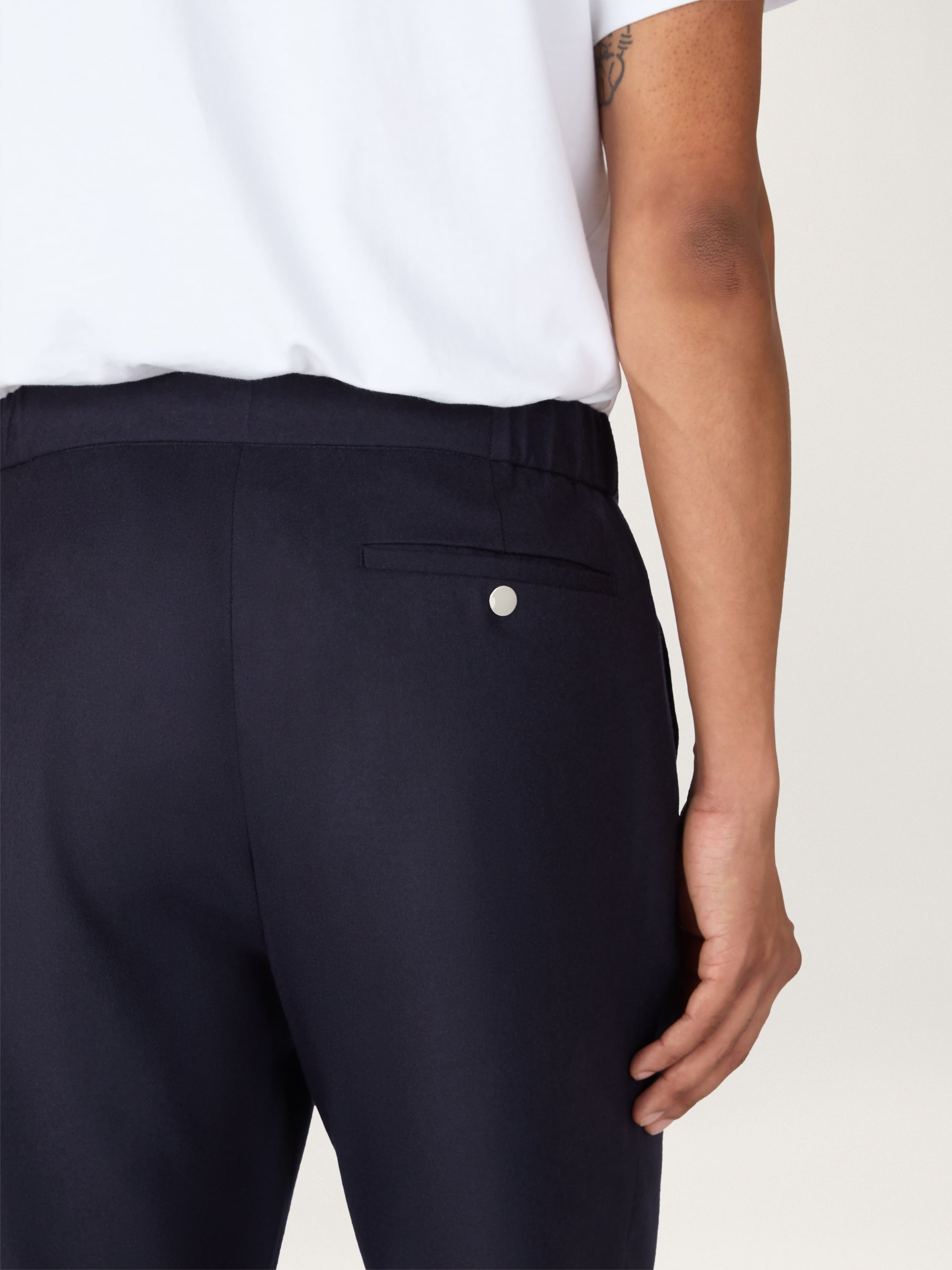 The 24 Trouser Relaxed Fit Traceable Wool || Navy |