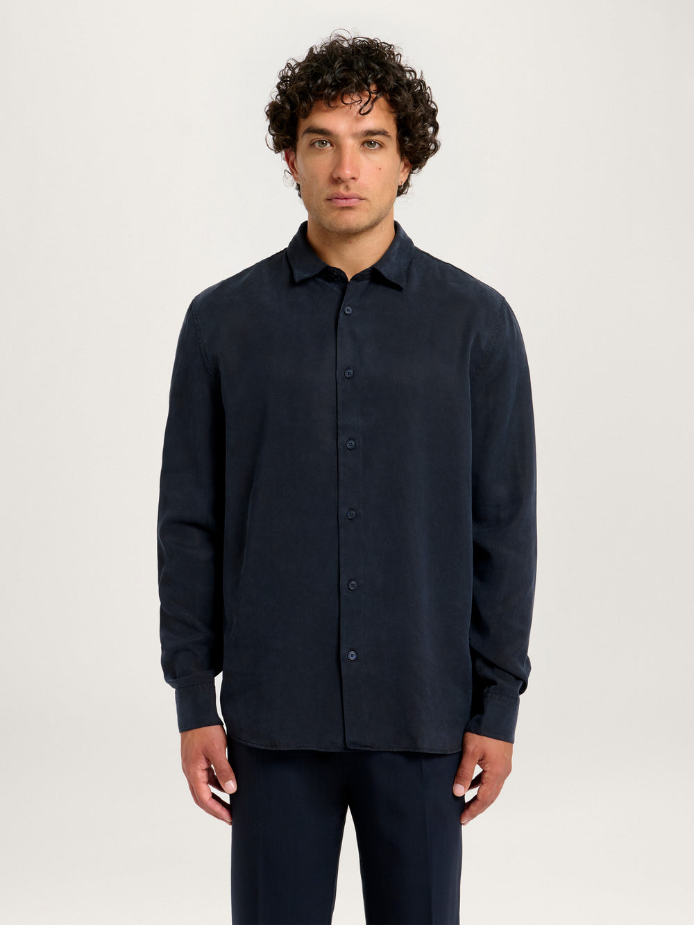 Men’s Relaxed Tencel Shirt in Navy by Lestrange London – lightweight long sleeve sustainable shirt