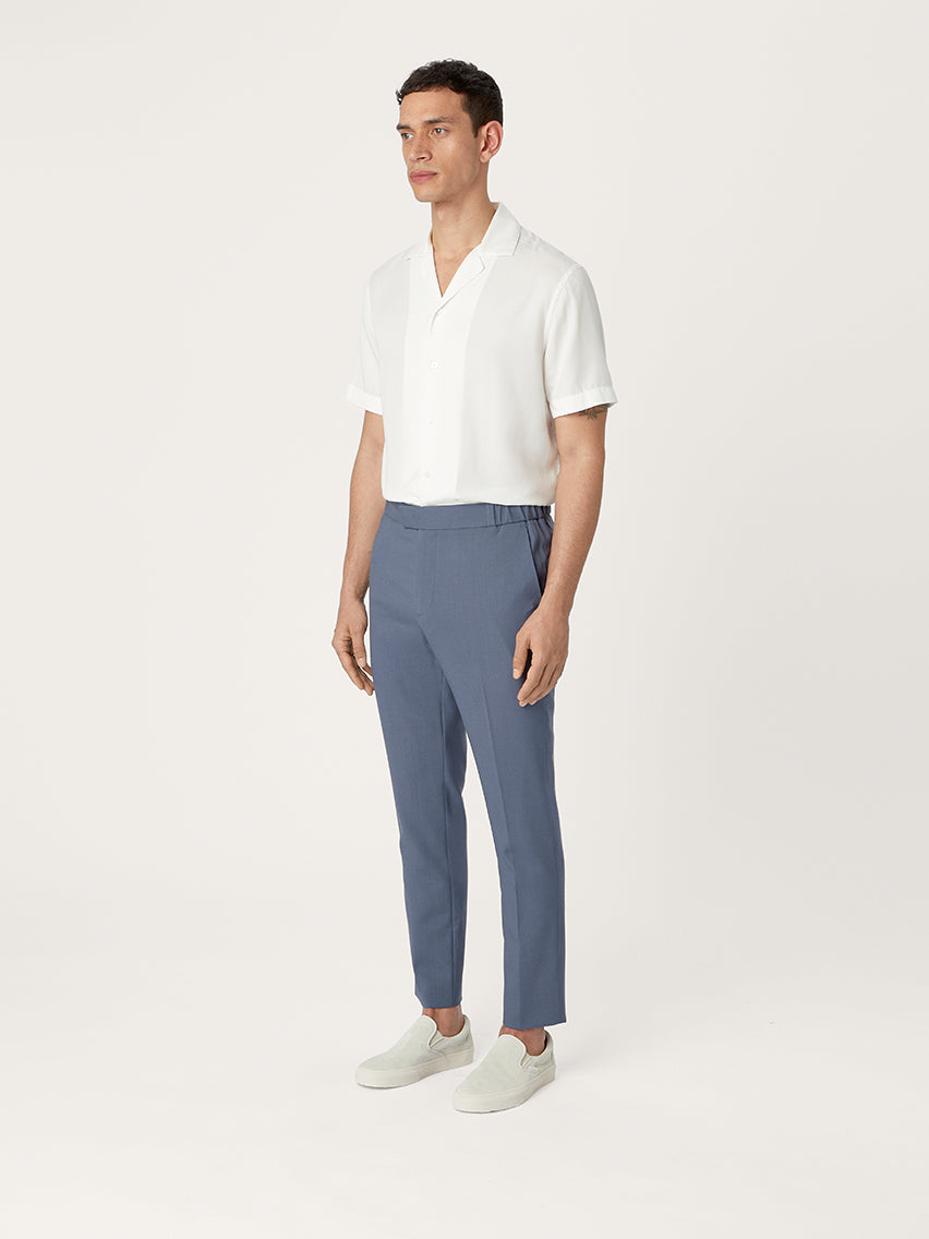 Discover our new EZY Ankle Pants: - Uniqlo Singapore