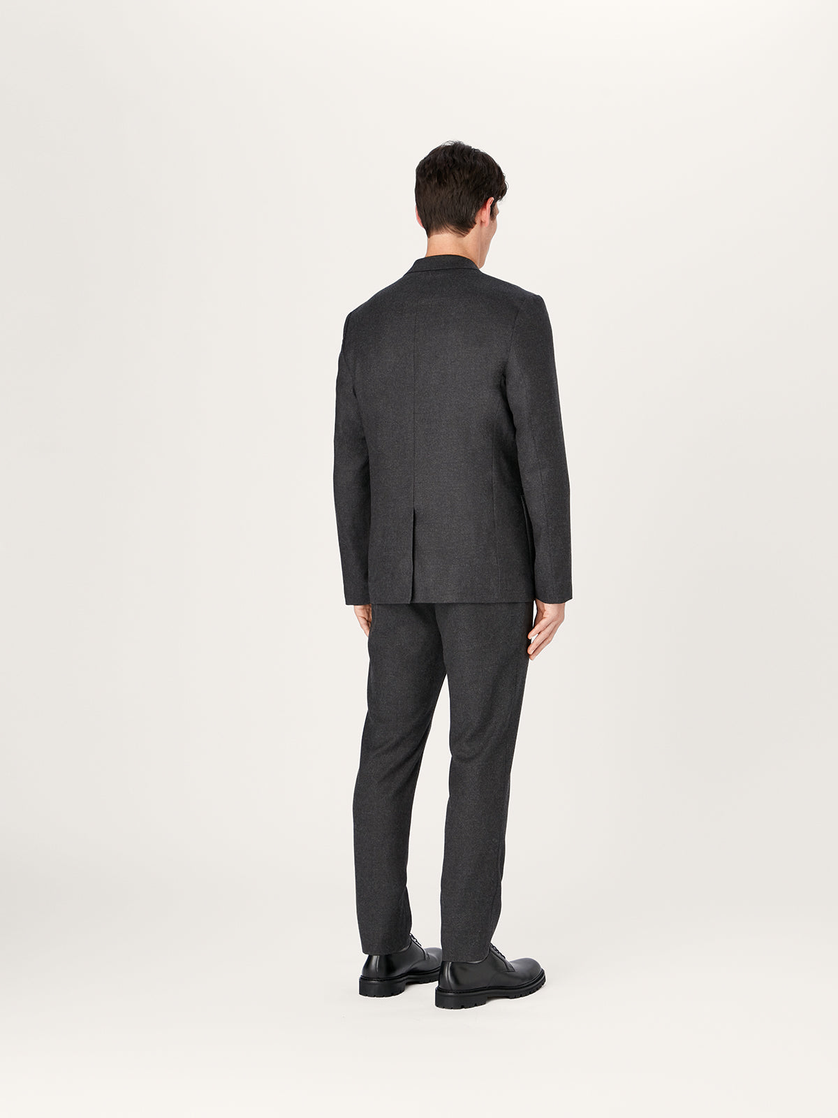 The 24 Suit Wool || Charcoal | Merino Wool Flannel
