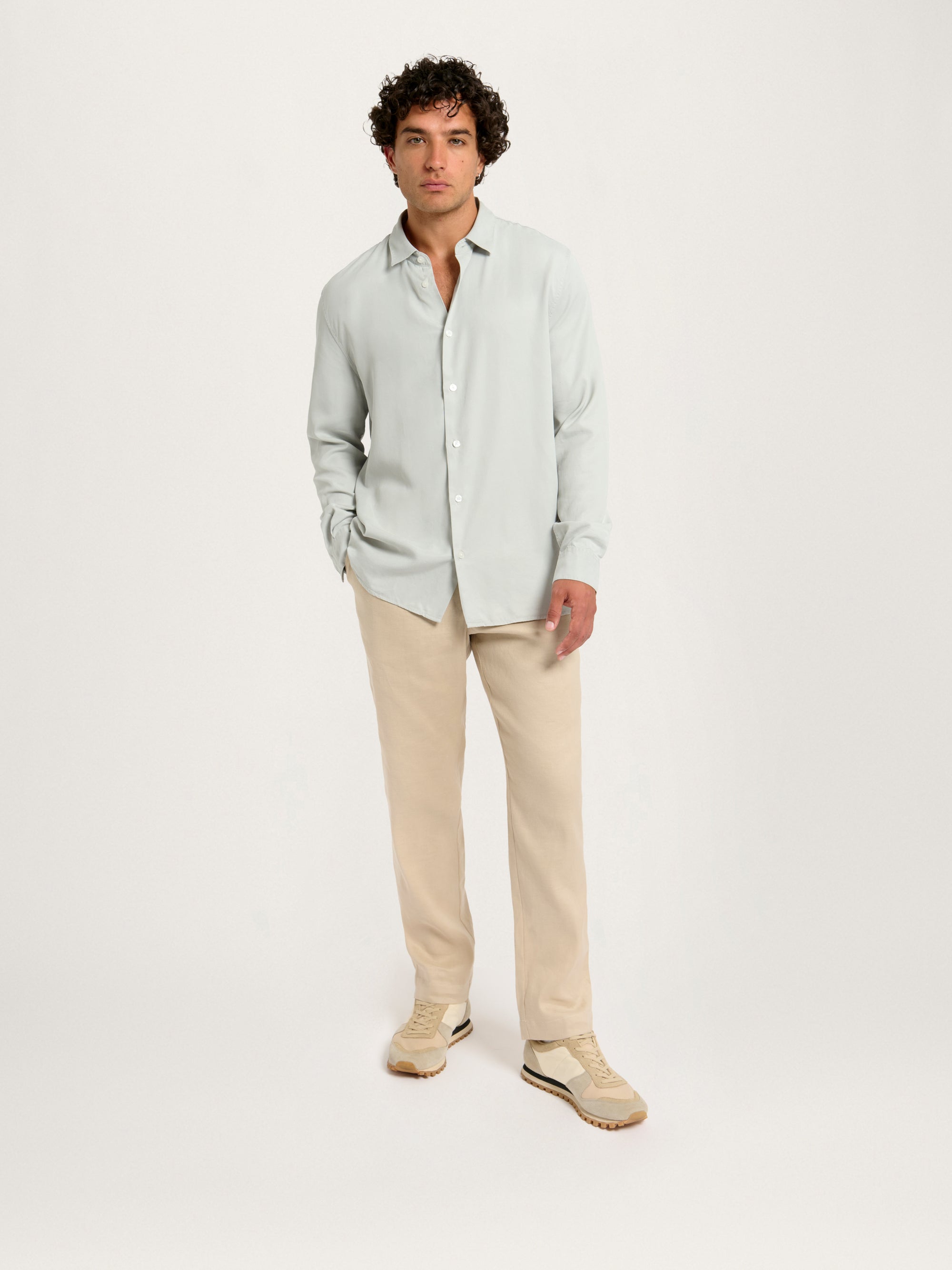 Men's Relaxed Tencel Shirt Light Grey – breathable eco-friendly shirt by Lestrange London, model side pose