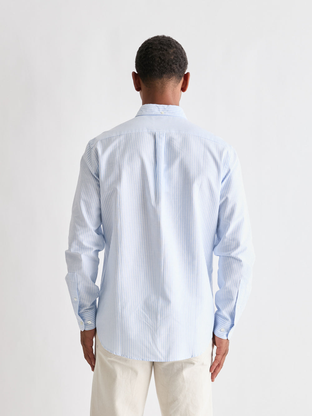 The 24 Oxford Shirt Relaxed, Light Blue Stripe, back