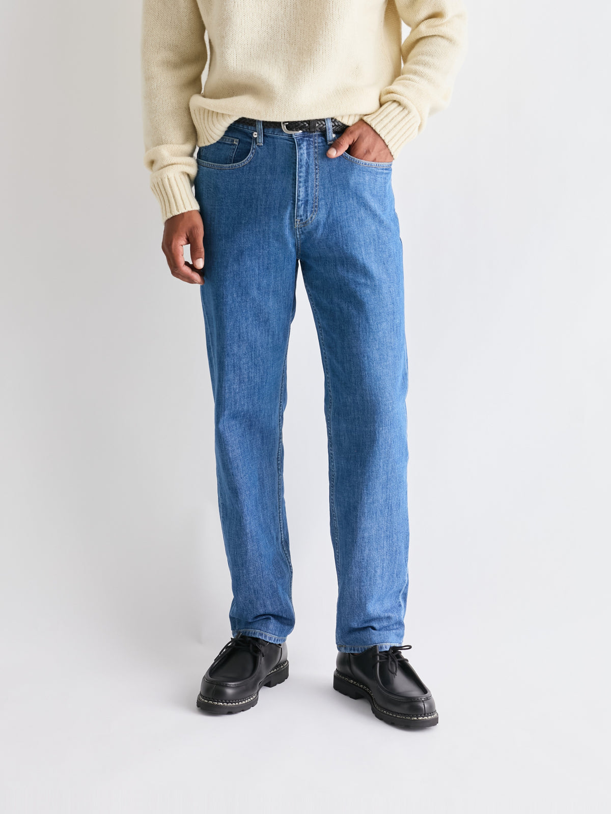 LESTRANGE The 24 Jeans Straight Fit in Light Blue, front view styled with a cream knit