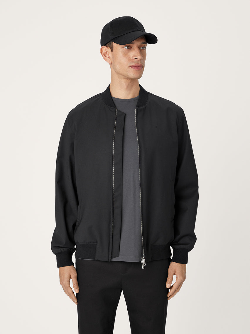 The Hydrowool Bomber Jacket || Black