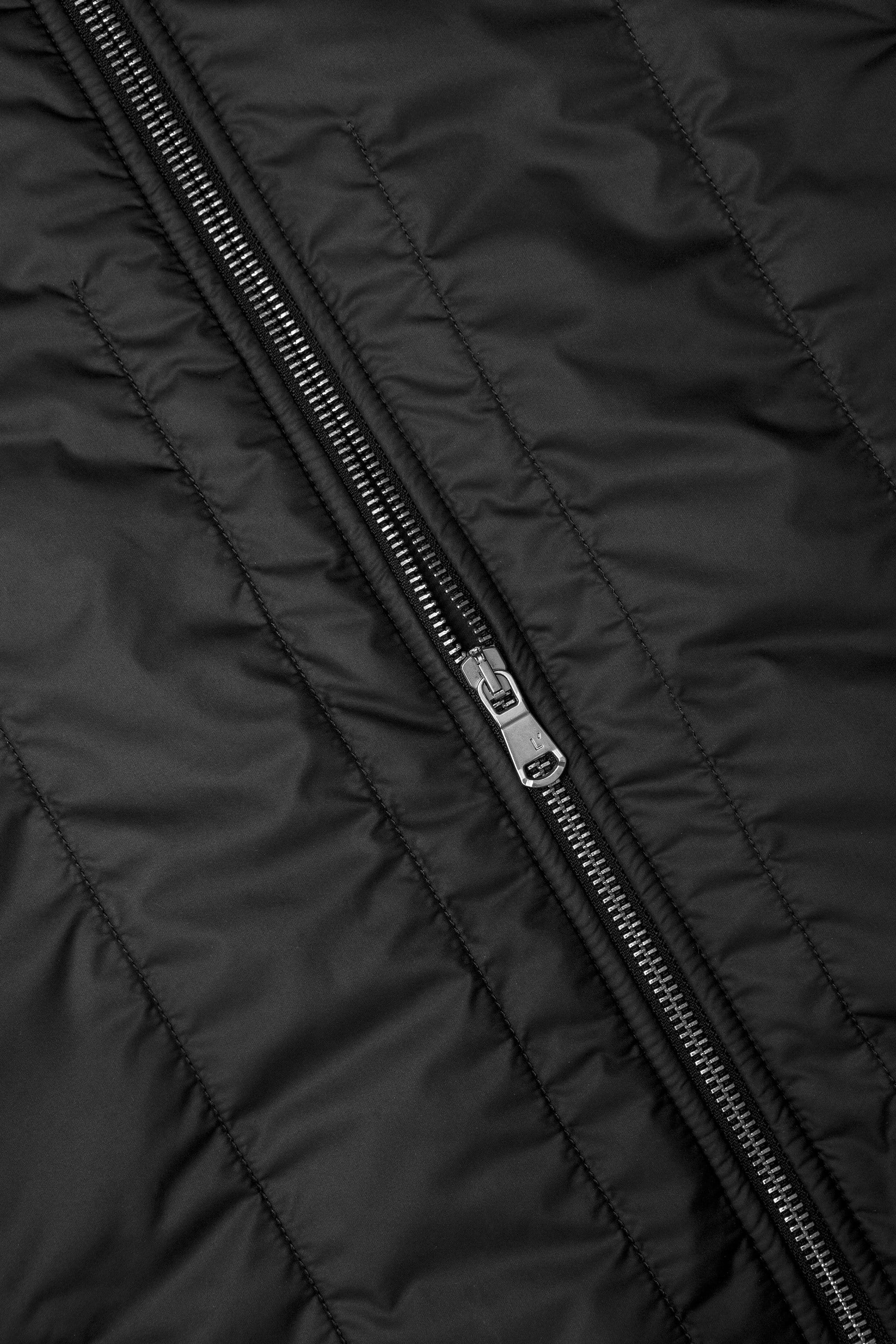 The Duo Quilt Shell || Black | Recycled Polyester and Kapok